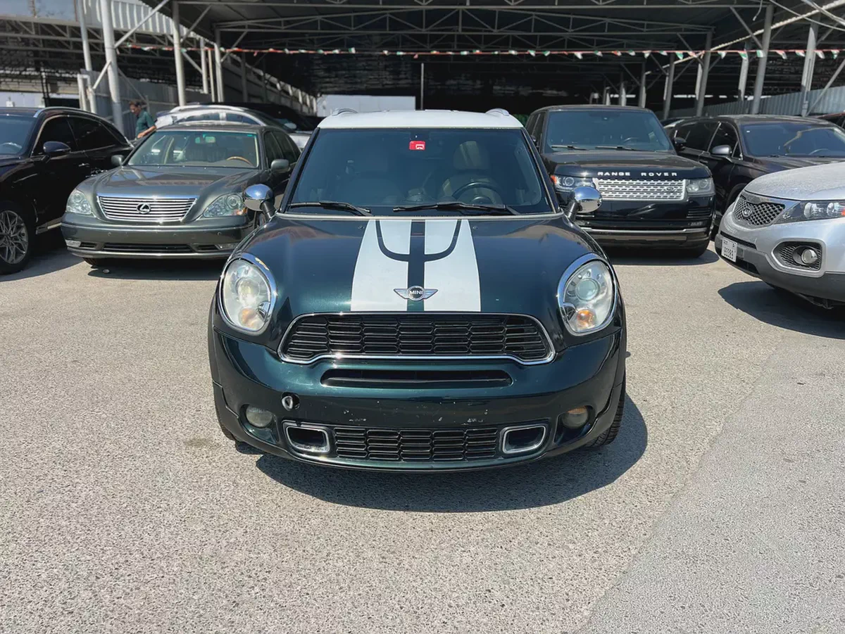 MINI Countryman Cooper S 2011 GCC Specs-2-2