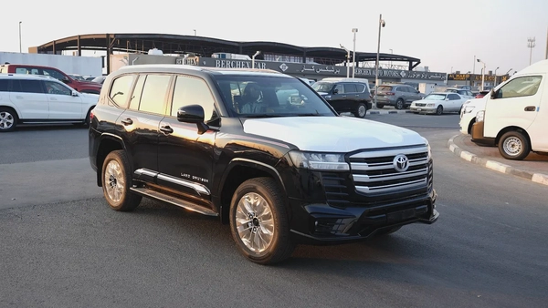 2026 LAND CRUISER 300 GXR 4.0L PETROL FULL OPTION GCC