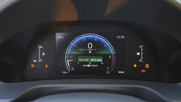 2026 LAND CRUISER 300 GXR 4.0L PETROL FULL OPTION GCC