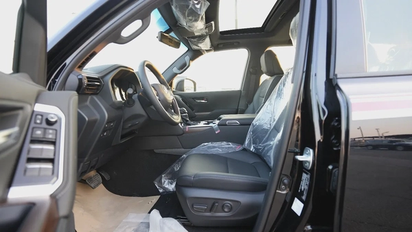 2026 LAND CRUISER 300 GXR 4.0L PETROL FULL OPTION GCC