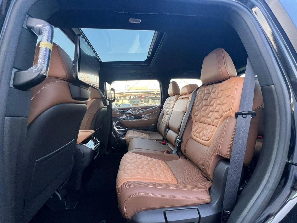Nissan Patrol LE PLATINUM CITY NISSAN PATROL 3.5L TT-9-0