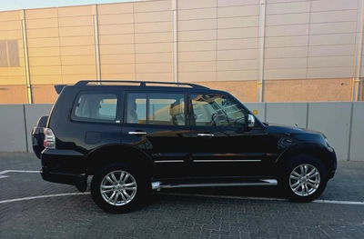 Mitsubishi Pajero GLS 2020 - GCC Specs - Excellent Condition-8