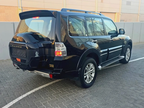 Mitsubishi Pajero GLS 2020 - GCC Specs - Excellent Condition