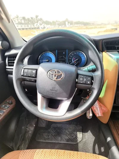 Toyota Fortuner EXR Fortuner 2WD 2.7L petrol 2023-6