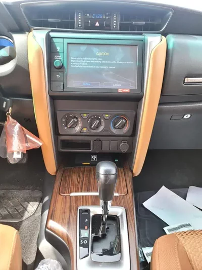 Toyota Fortuner EXR Fortuner 2WD 2.7L petrol 2023-7