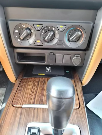 Toyota Fortuner EXR Fortuner 2WD 2.7L petrol 2023-8