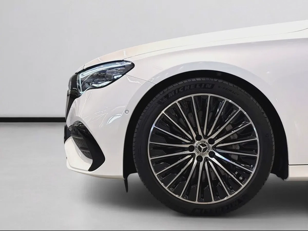 AED 4,620 P.M | 0% DOWN PAYMENT | MERCEDES-BENZ E300 | 2.0L TURBO MILD HYBRID – 258 HP | 2024 | GCC