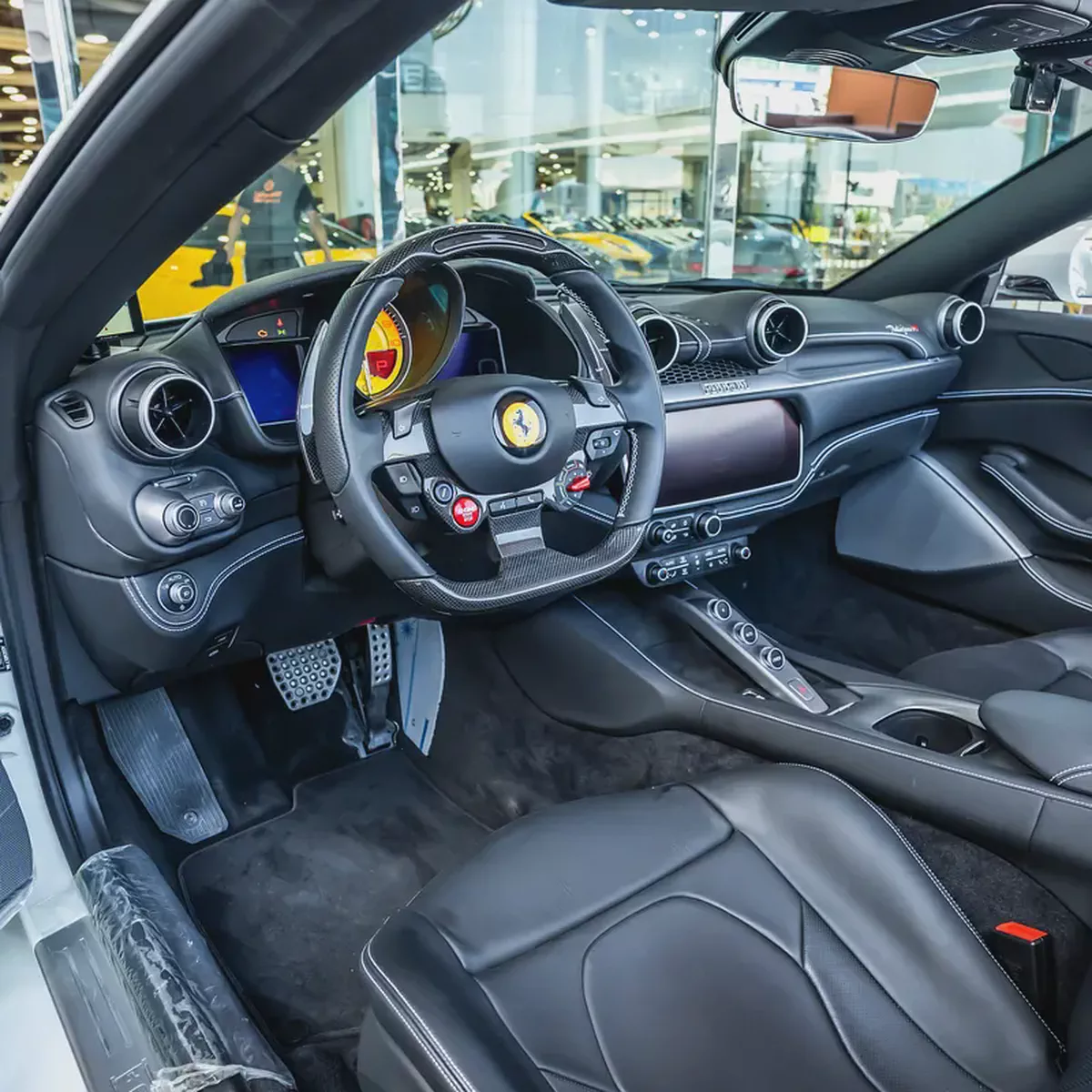 2022 FERRARI PORTOFINO  M DONE ONLY 200KM-12-12