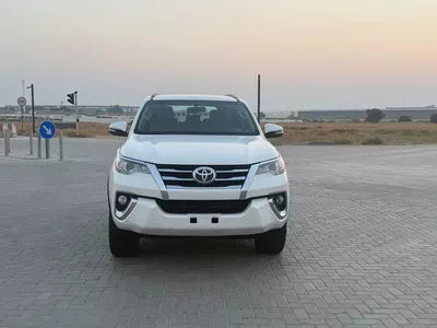 Toyota Fortuner EXR 2016 GCC Specs-3