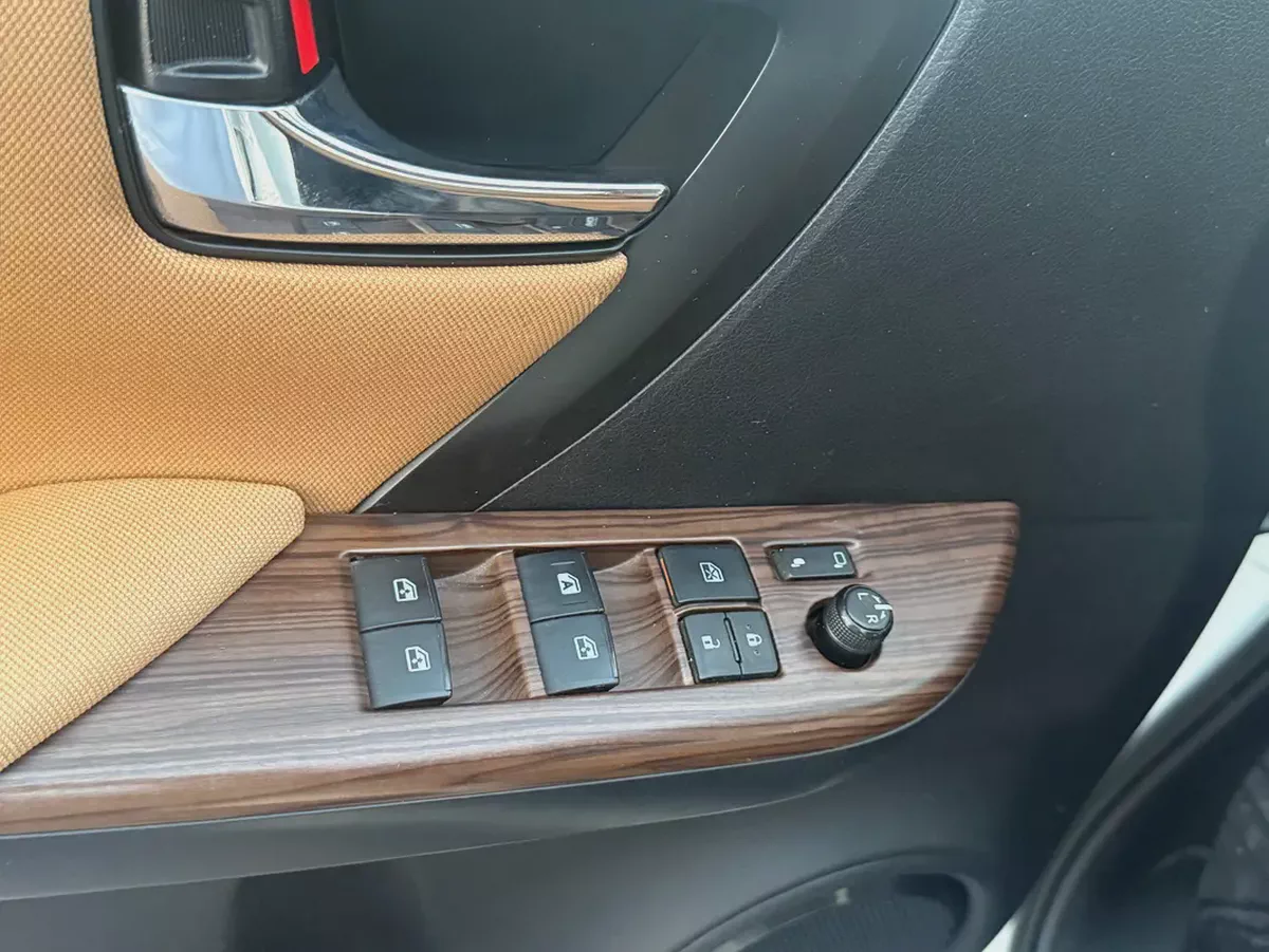 Toyota Fortuner EXR 2016 GCC Specs-10-10