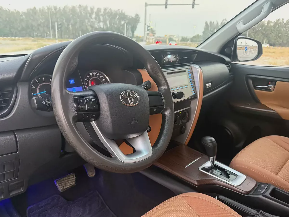 Toyota Fortuner EXR 2016 GCC Specs-14-14