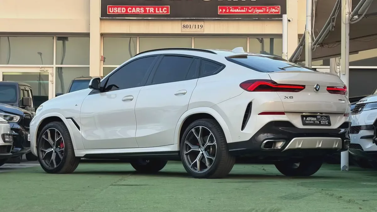 Stunning 2022 BMW X6 xDrive40i | GCC Specs | Low Mileage-4-4