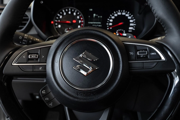 Suzuki Swift GLX 2026