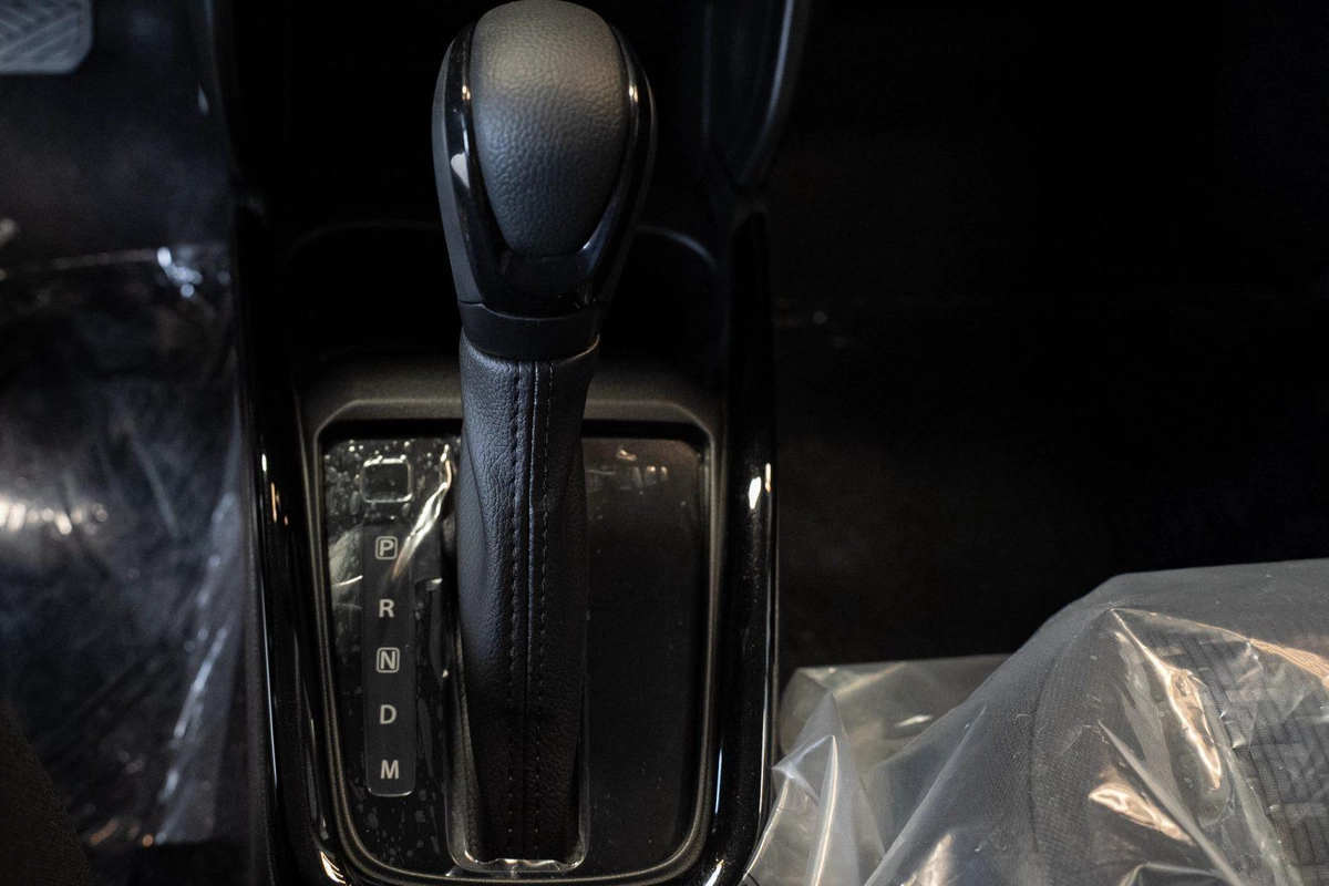 Suzuki Swift GLX 2026-6-6
