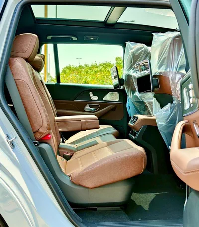 Mercedes Benz GLS450 4MATIC DARK SERIES Full Option Under Warranty 2026 GCC-15