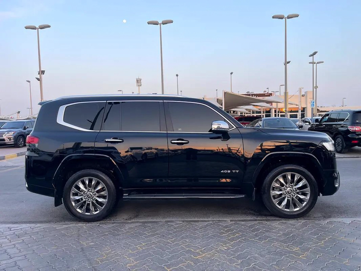 تويوتا لاند كلوزر VXR توين تيربو فل 2023 Toyota Land Cruiser VXR - GCC Specs - Pristine Condition-17-17