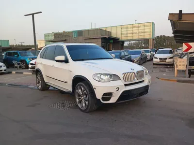 BMW X5 xDrive50i 2011 GCC Specs-2
