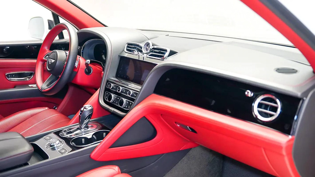 Bentley Bentayga Standard-1-1