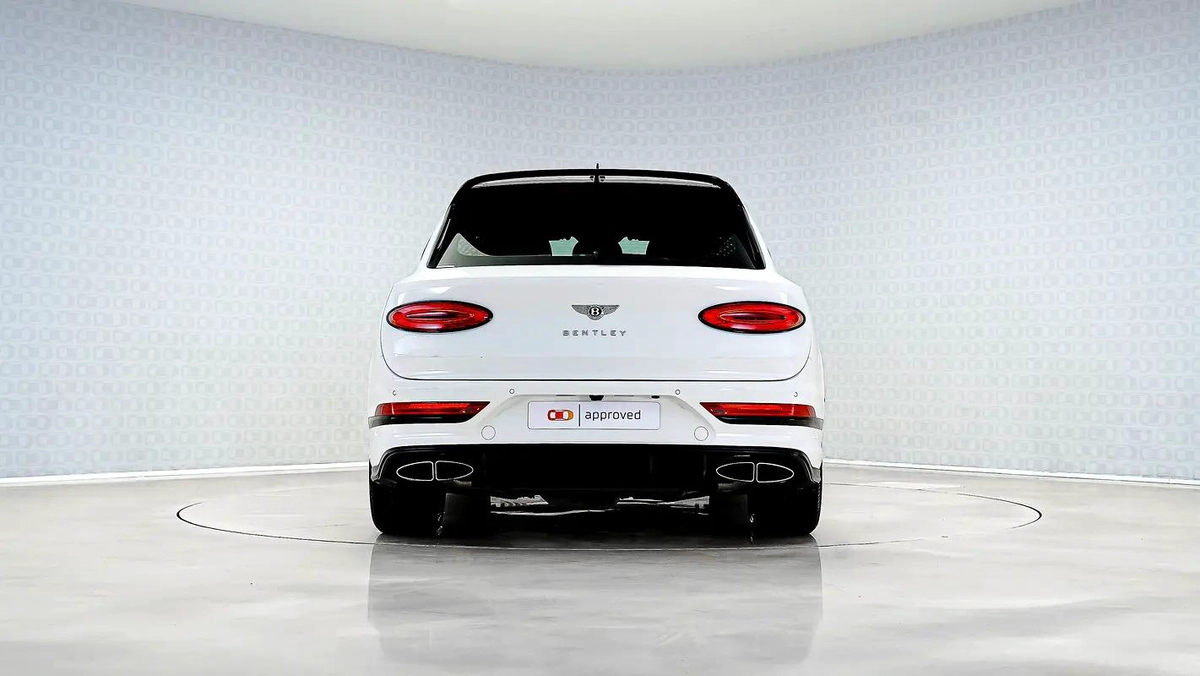 Bentley Bentayga Standard-4-4