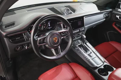 Porsche Macan   2020 GCC Specs-Pristine condition-9