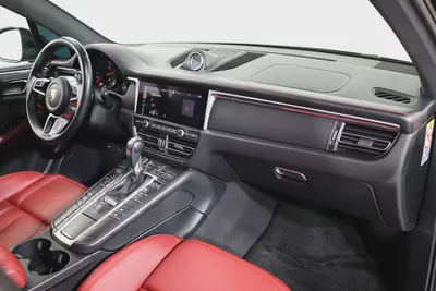 Porsche Macan   2020 GCC Specs-Pristine condition-14