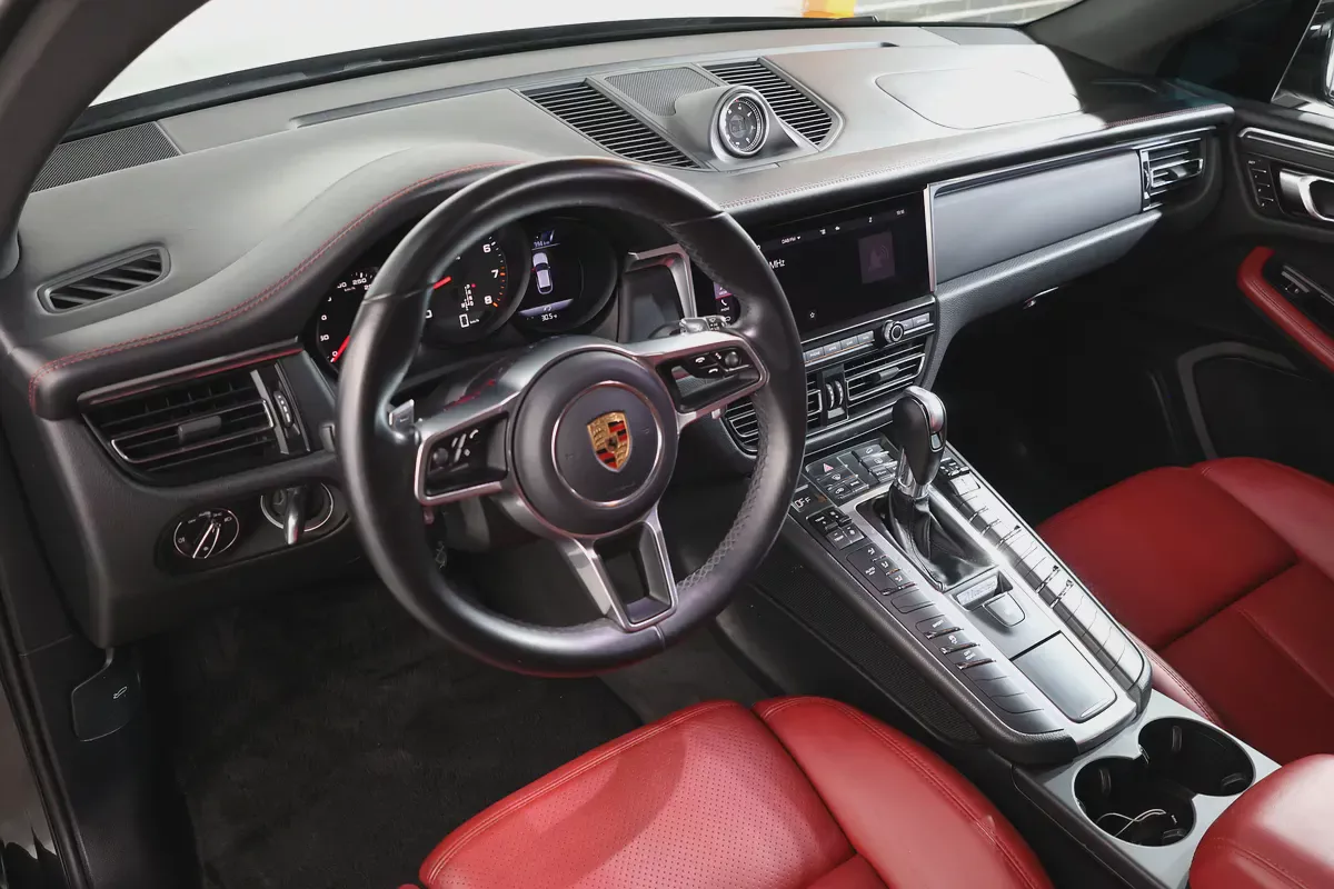 Porsche Macan   2020 GCC Specs-Pristine condition-9-9