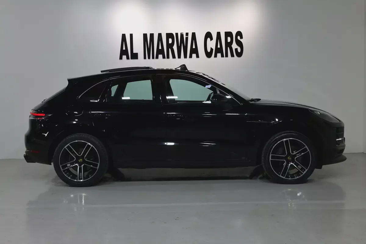 Porsche Macan   2020 GCC Specs-Pristine condition-4-4