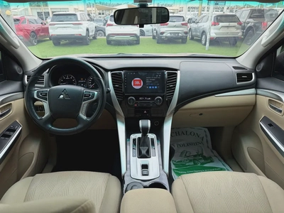 Mitsubishi Montero Sport -GLS -2WD -2017 -GCC Specs - FREE ACCIDENT-ORIGINAL PAINT—LOW MILAGE-8