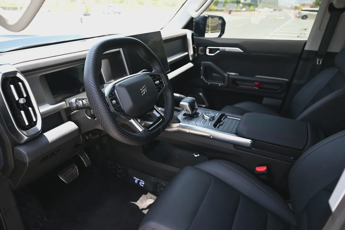 0% DP  - LOW KM - 5 YEARS WARRANTY  - DEFENDER KIT - JETOUR T2 LUXURY+-12-12