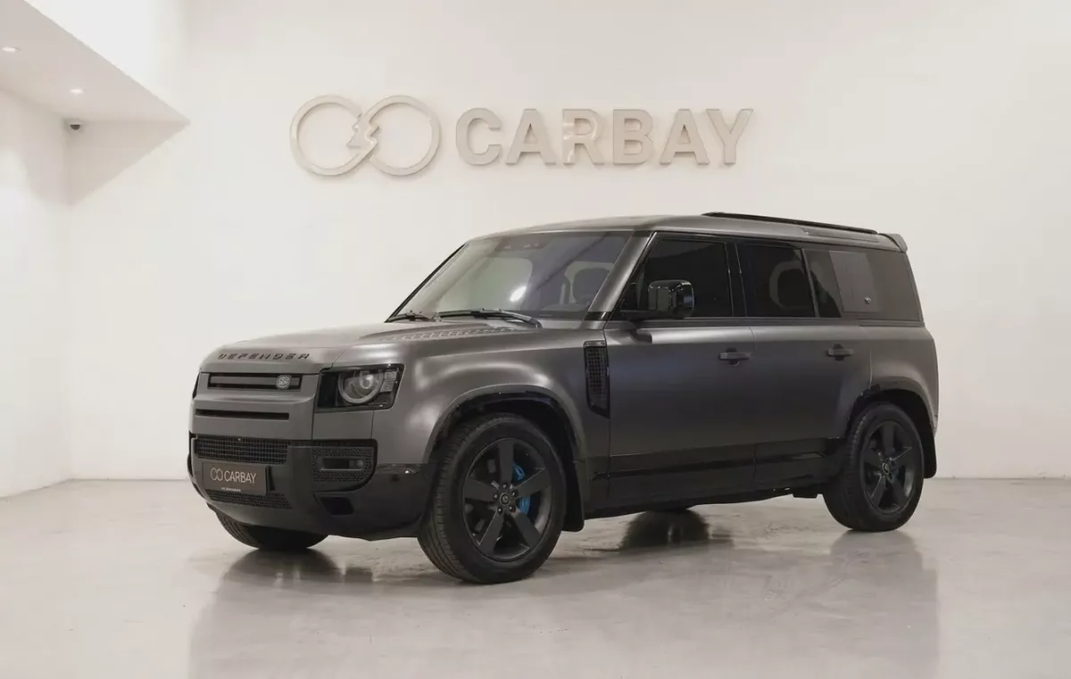 AED 5154 PM | LAND ROVER DEFENDER HSE CARPATHIAN GREY V6 2024 | AGENCY WARRANTY TILL MARCH 2028