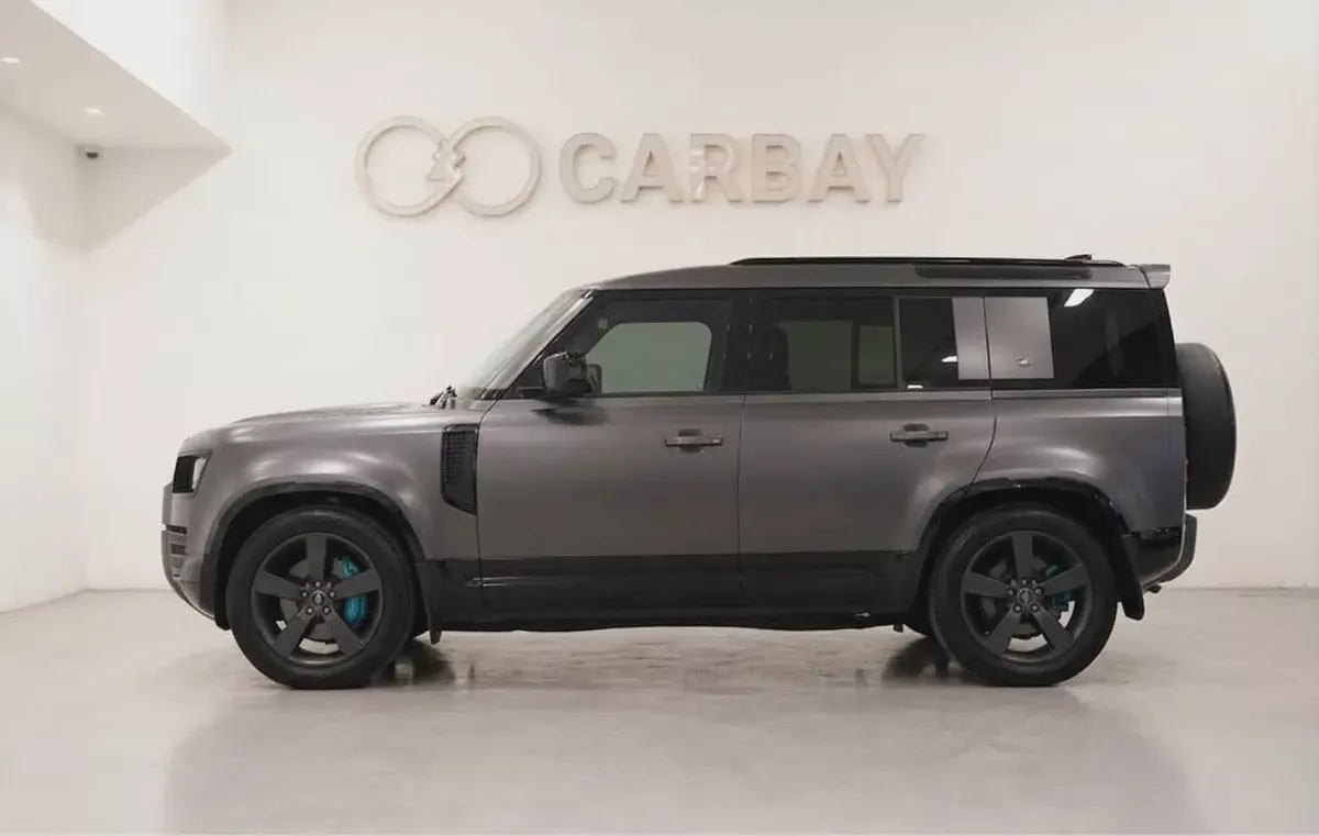 AED 5154 PM | LAND ROVER DEFENDER HSE CARPATHIAN GREY V6 2024 | AGENCY WARRANTY TILL MARCH 2028-2-2