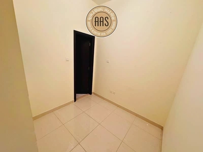 SPACIOUS 3BHK+MAID || READY TO MOVE || PARKING || NEAR TO METRO-10