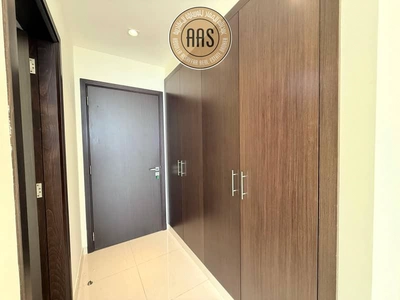 SPACIOUS 3BHK+MAID || READY TO MOVE || PARKING || NEAR TO METRO-1