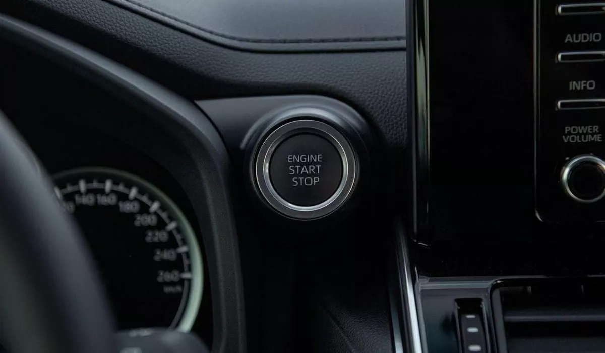 Toyota Land Cruiser GXR LC300 GXR 3.3D AT MY2024 – WHITE-13-0