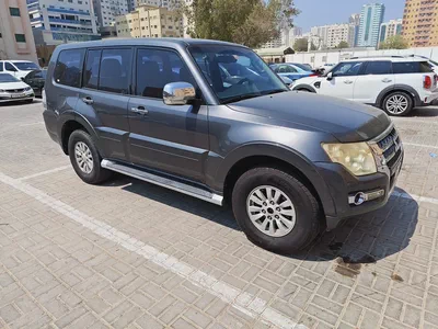 2015 Mitsubishi Pajero GLS Medium Line GCC Specs-5