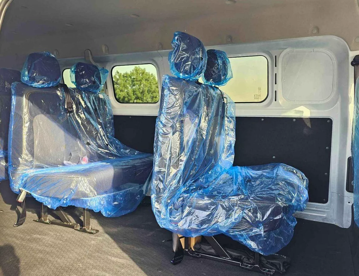 Sinogold Sena Ev300 PASSENGER (NON GCC) ELECTRIC PASSENGER 9 SEATS || DUAL CHRAGING PORT (CODE # SEVP25)-17-0