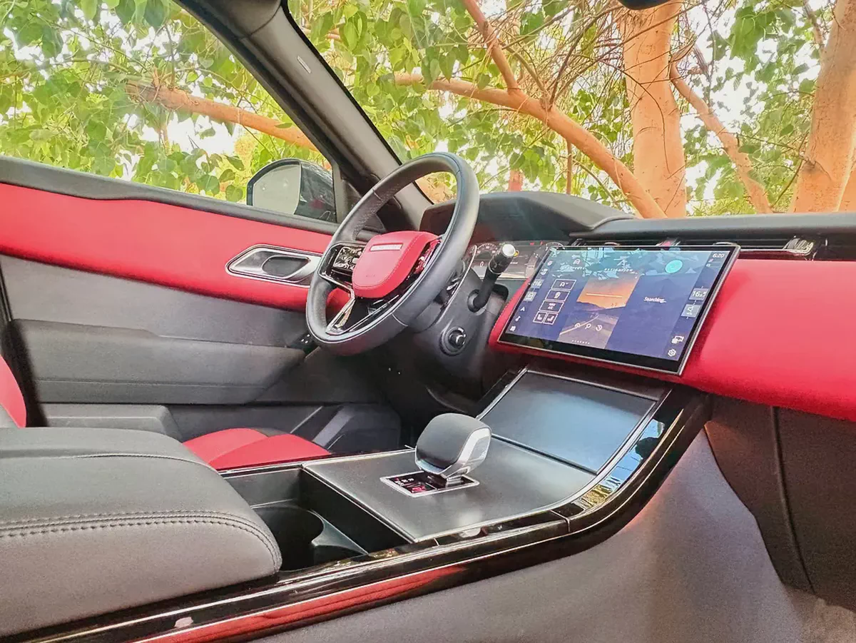 Brand New Condition Velar! | AED 2,900 per month | Under Warranty-8-8
