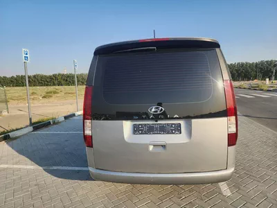 HYUNDAI STARIA-4