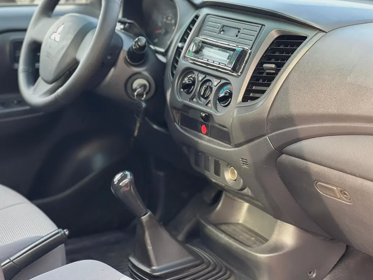 2021 Mitsubishi L200 | 4X2 | Manual | GCC | Ref#1017-13-13