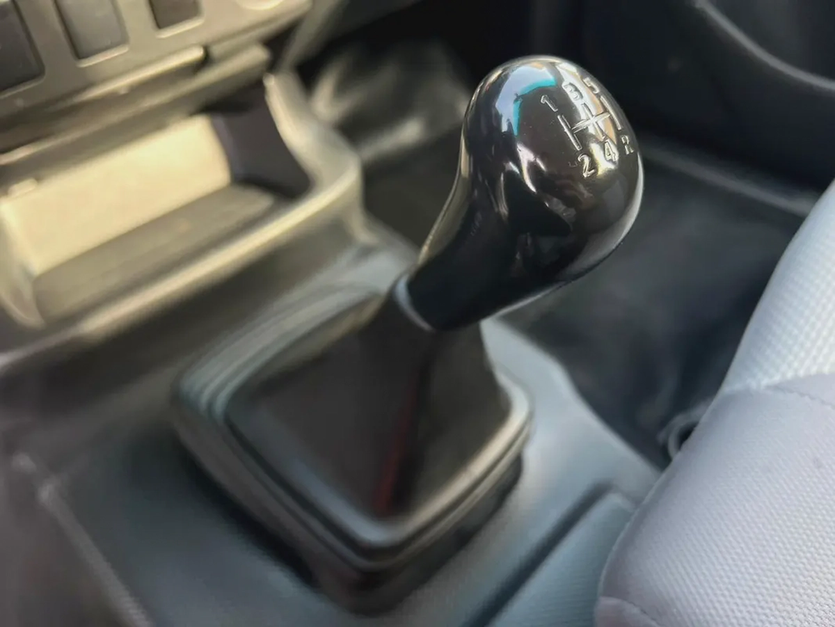 2021 Mitsubishi L200 | 4X2 | Manual | GCC | Ref#1017-16-16