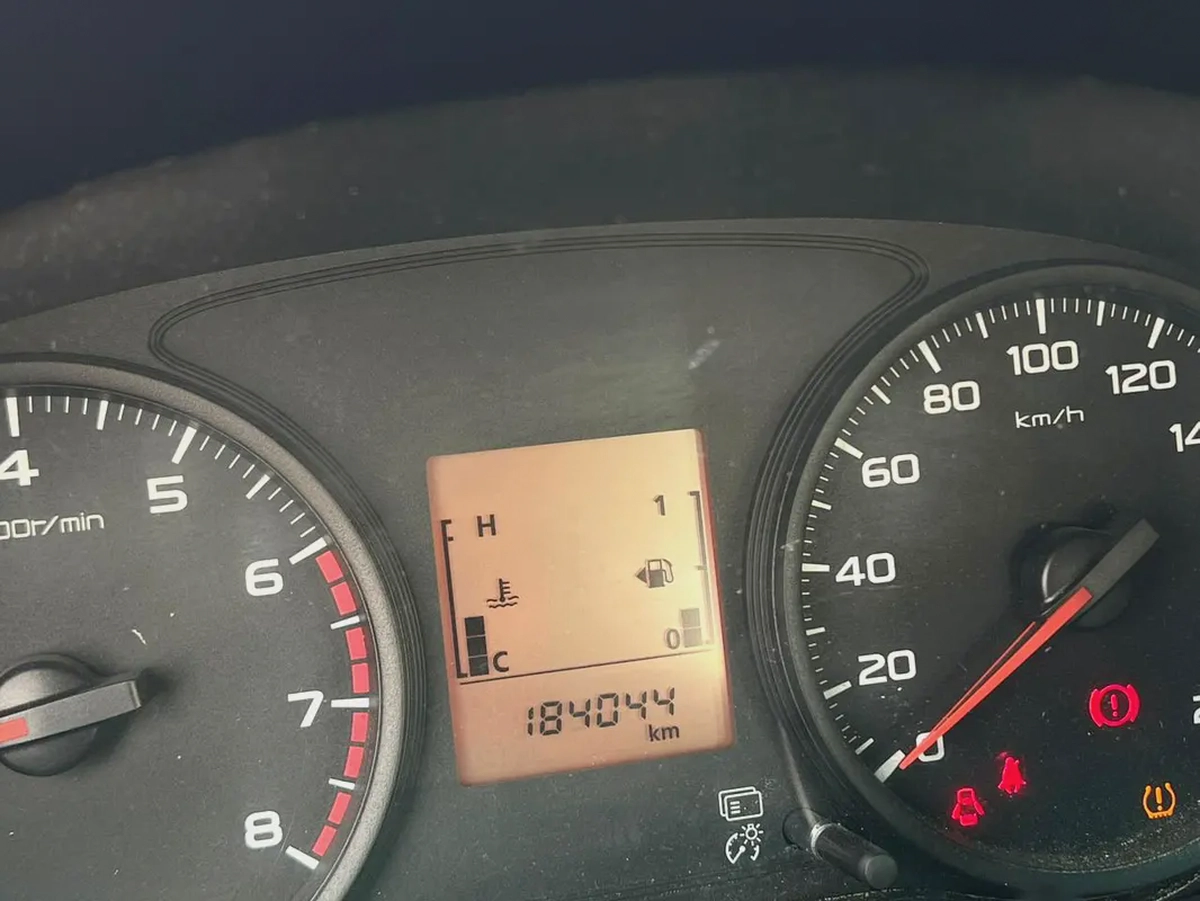 2021 Mitsubishi L200 | 4X2 | Manual | GCC | Ref#1017-6-6