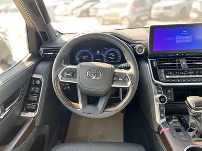 Toyota Land Cruiser VX 4.0L EXPORT ONLY - LC300 VX 4.0L (Bahraini)-4