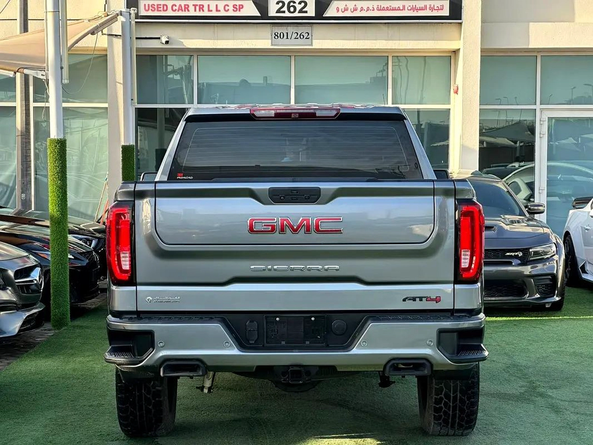 GMC Sierra AT4 2021 GCC Specs 6.2L-5-5