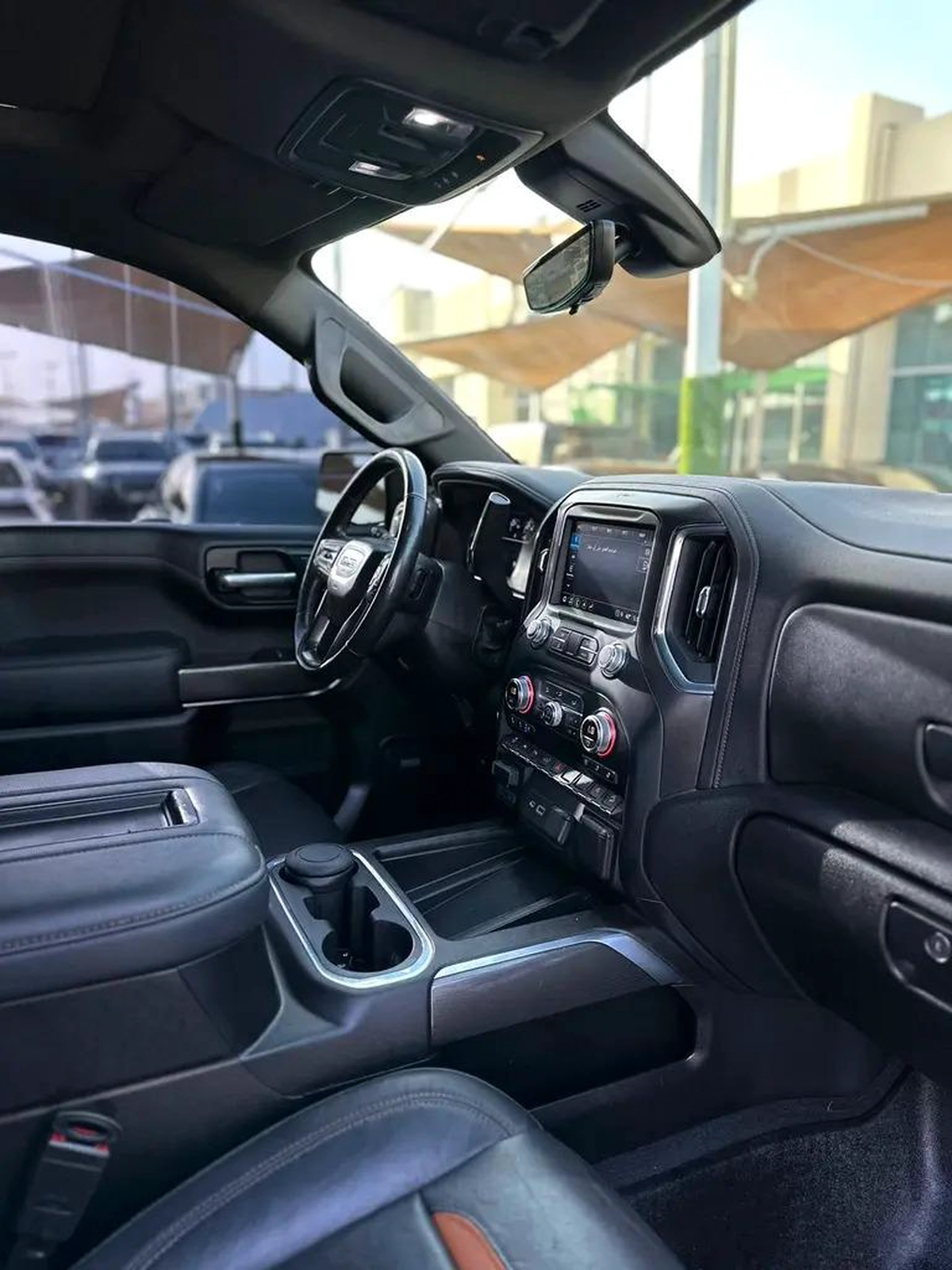 GMC Sierra AT4 2021 GCC Specs 6.2L-7-7