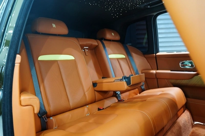 Rolls-Royce Cullinan 2025-9