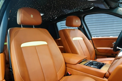 Rolls-Royce Cullinan 2025-7