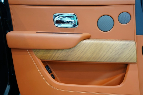 Rolls-Royce Cullinan 2025