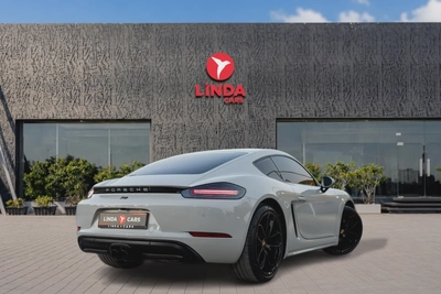 Porsche Cayman 718 2024-7