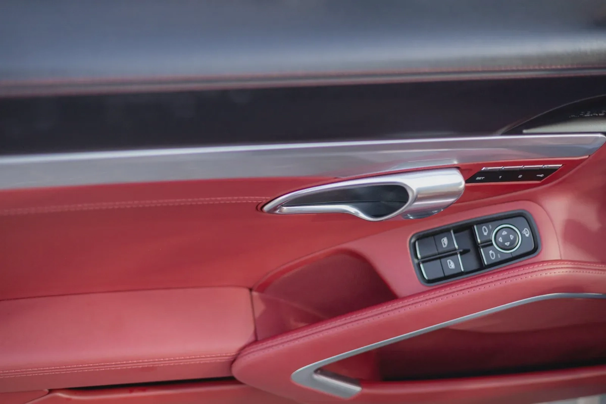 Porsche Cayman 718 2024-16-16