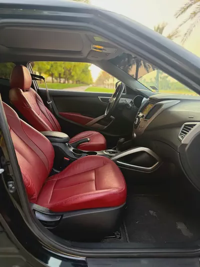 2015 Hyundai Veloster GL GCC Specs in Excellent Condition-10